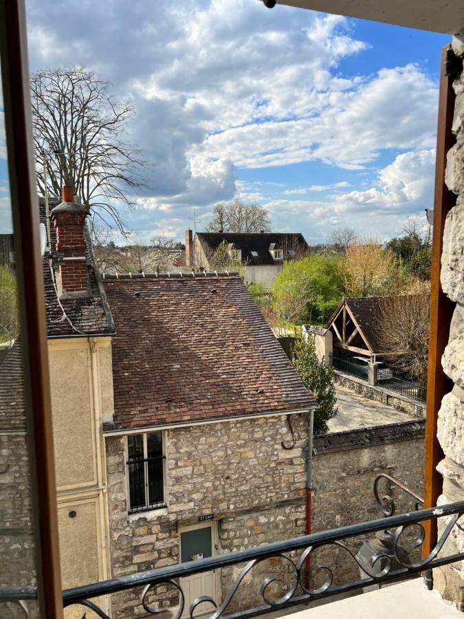 Sur Le Loing Hotel Moret-sur-Loing Exterior foto